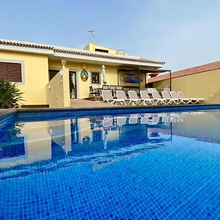 Vivienda Vacacional Tinizara Arona  Exterior photo