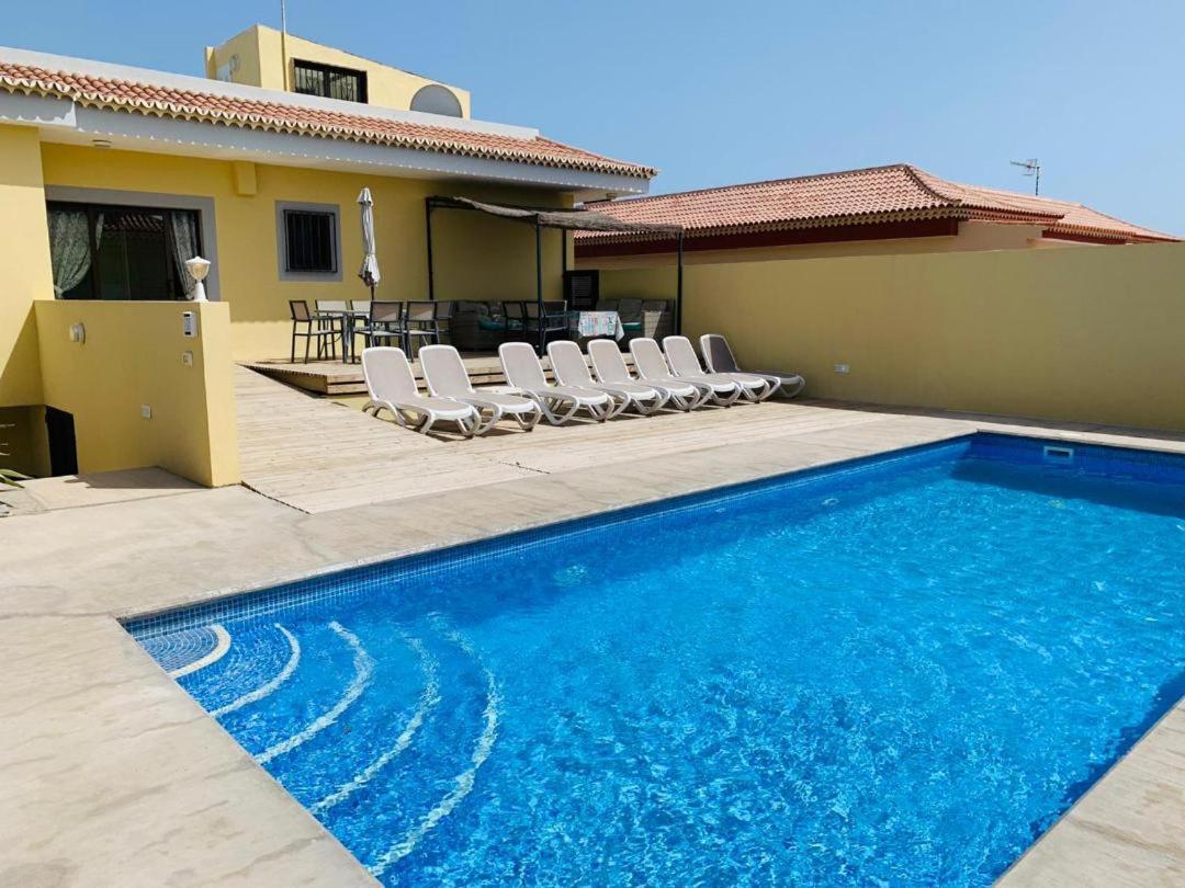 Vivienda Vacacional Tinizara Arona  Exterior photo