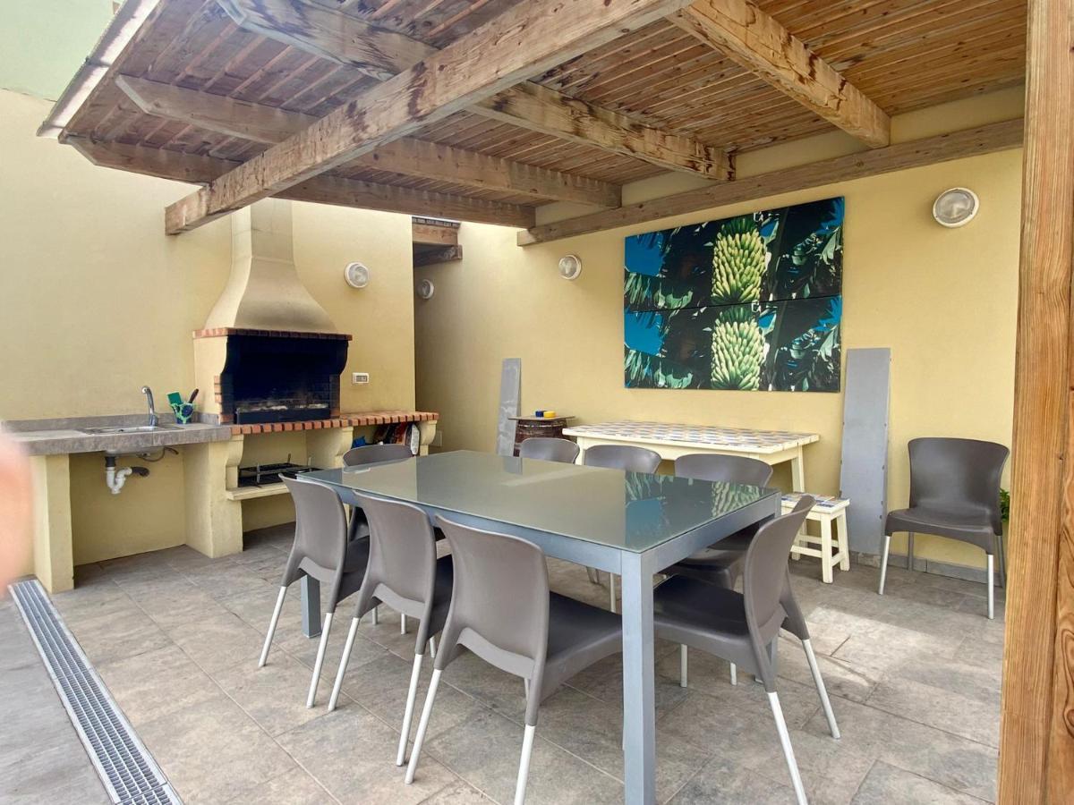 Vivienda Vacacional Tinizara Arona  Exterior photo